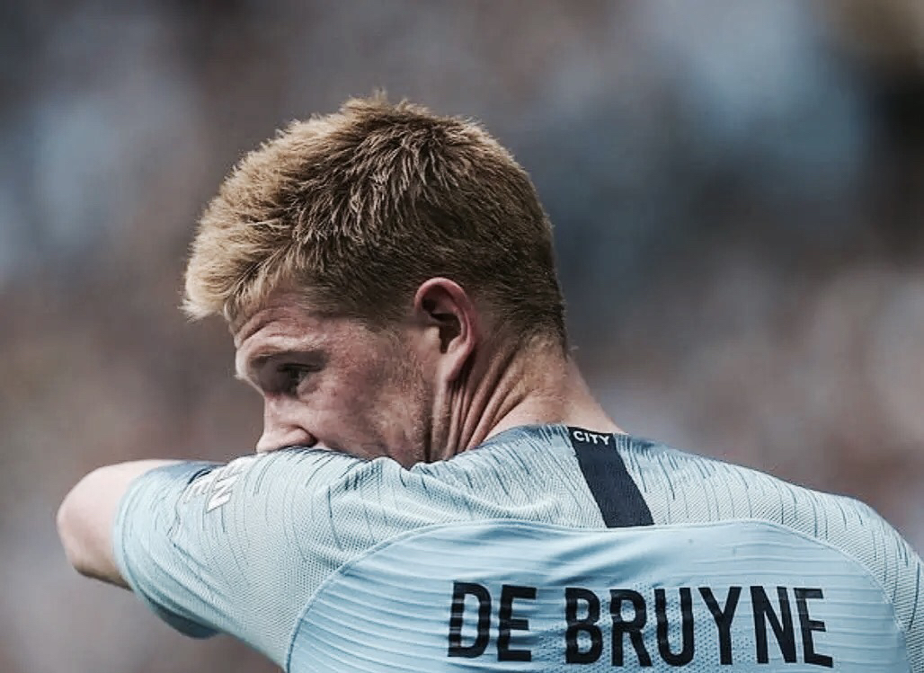 上海U20男足队员失利后哭成一片，徐根宝：哭什么？责任在我