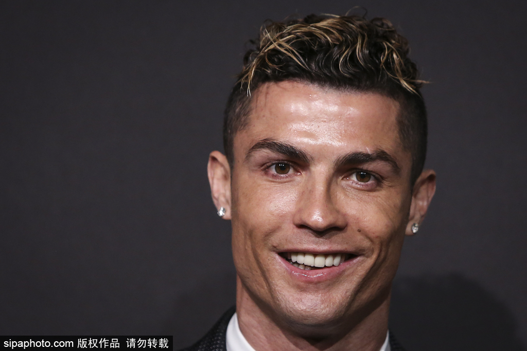 好事坏事？FIFA允许非洲杯球员晚1周报道，红军能留萨拉赫至15号（好坏参半？FIFA准许非洲杯球员晚一周向国家队报到，利物浦可留萨拉赫至15日）