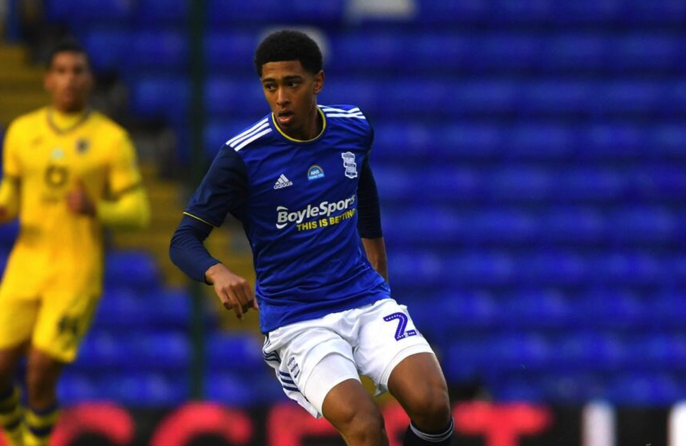 难阻球队失利！西亚卡姆14中6拿到22分5板3助1断（无力回天！西亚卡姆14投6中砍22分5板3助1断仍难挽败局）