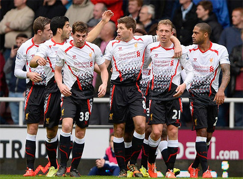 李章洙回渝参加足协杯夺冠25周年纪念赛，感慨儿子当年才初中