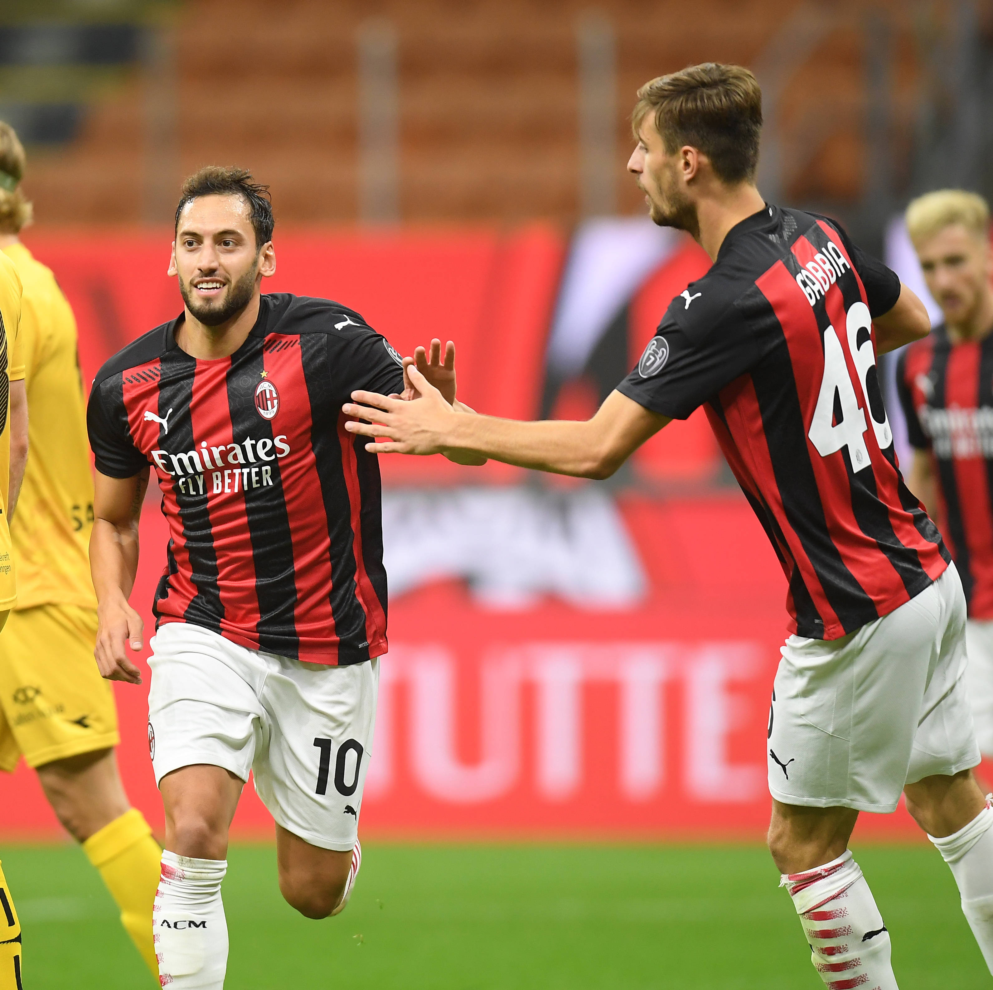 曼联与西汉姆联之战，梅诺再次坐足90分钟冷板凳。